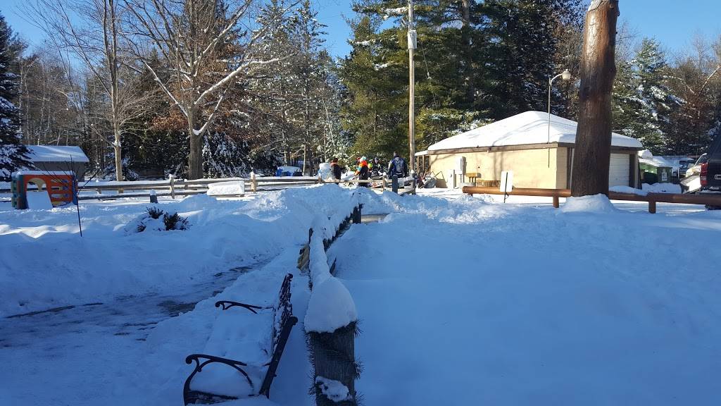 Everbreeze Resort LLC | restaurant | 13755 Lake Shore Ln #9539, Mountain, WI 54149, USA | 7152767585 OR +1 715-276-7585