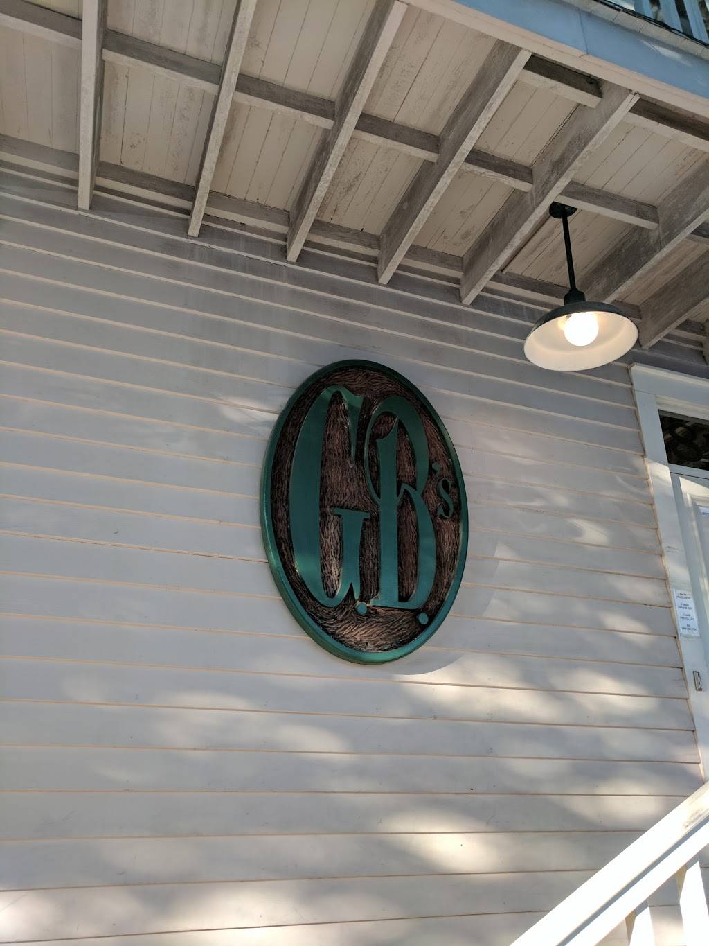 GBs Patio Bar & Grill | restaurant | 8117 Maple St, New Orleans, LA 70118, USA | 5046551573 OR +1 504-655-1573