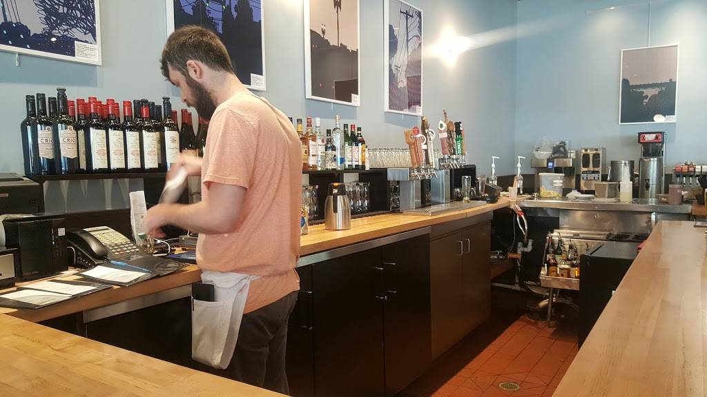 The Tomato Head | restaurant | The Gallery Shopping Center, 7240 Kingston Pike #172, Knoxville, TN 37919, USA | 8655841075 OR +1 865-584-1075