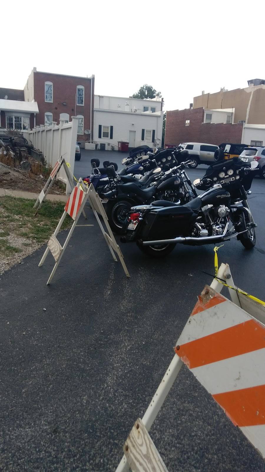 Corner Inn | restaurant | 118 S Magnolia St, Elmwood, IL 61529, USA | 3097411032 OR +1 309-741-1032