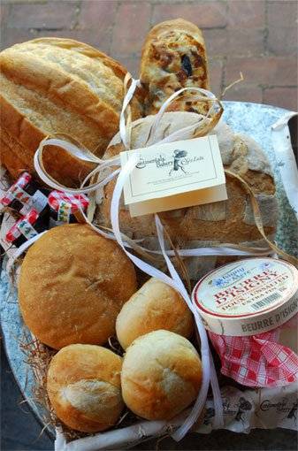 Continental Bakery | bakery | 1909 Cahaba Rd, Birmingham, AL 35223, USA | 2058705584 OR +1 205-870-5584