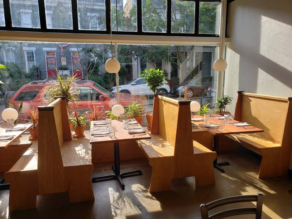 Scuffletown Garden Restaurant & Bar | restaurant | 421 Strawberry St, Richmond, VA 23220, USA | 8049121297 OR +1 804-912-1297