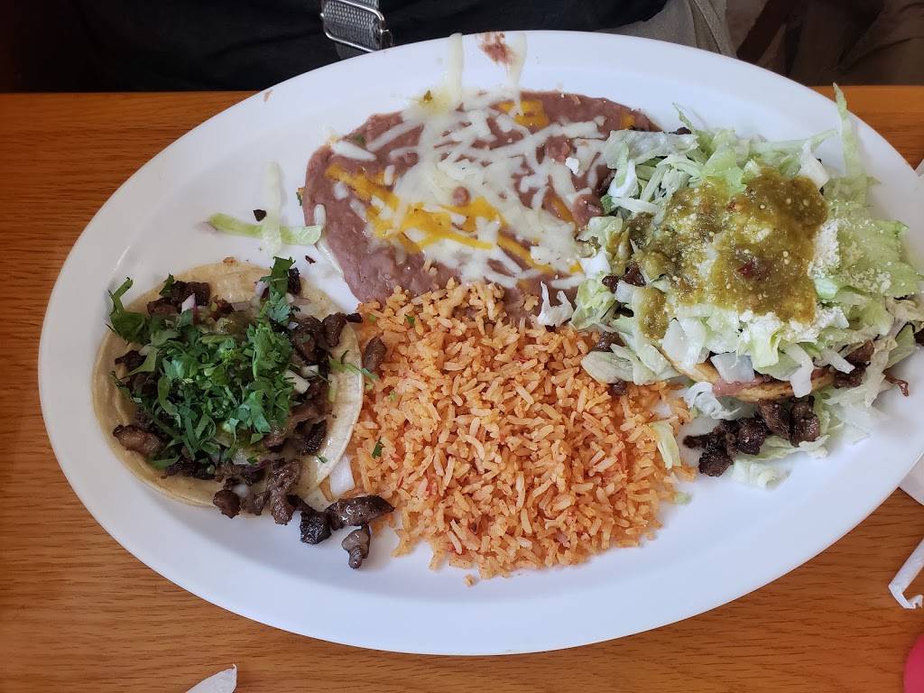 Lilys Restaurant | restaurant | 421 N Harbor Blvd, La Habra, CA 90631, USA | 5626917242 OR +1 562-691-7242