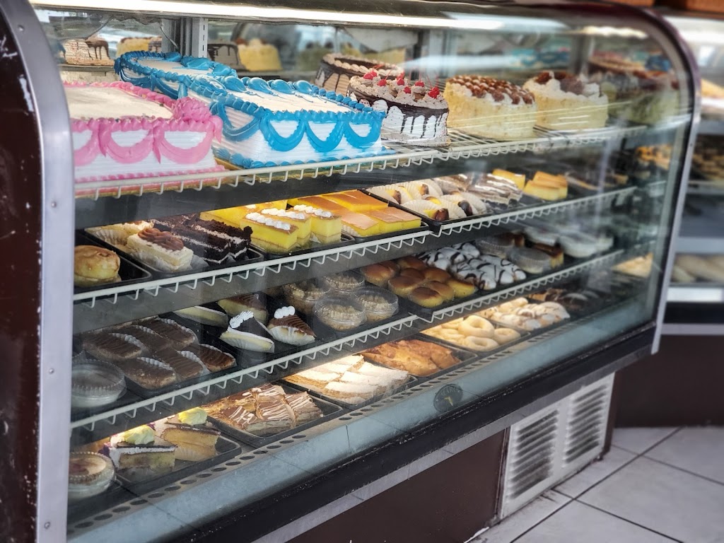 VITOS BAKERY INC | bakery | 3934 Curtiss Pkwy, Miami Springs, FL 33166, USA | 3058716693 OR +1 305-871-6693