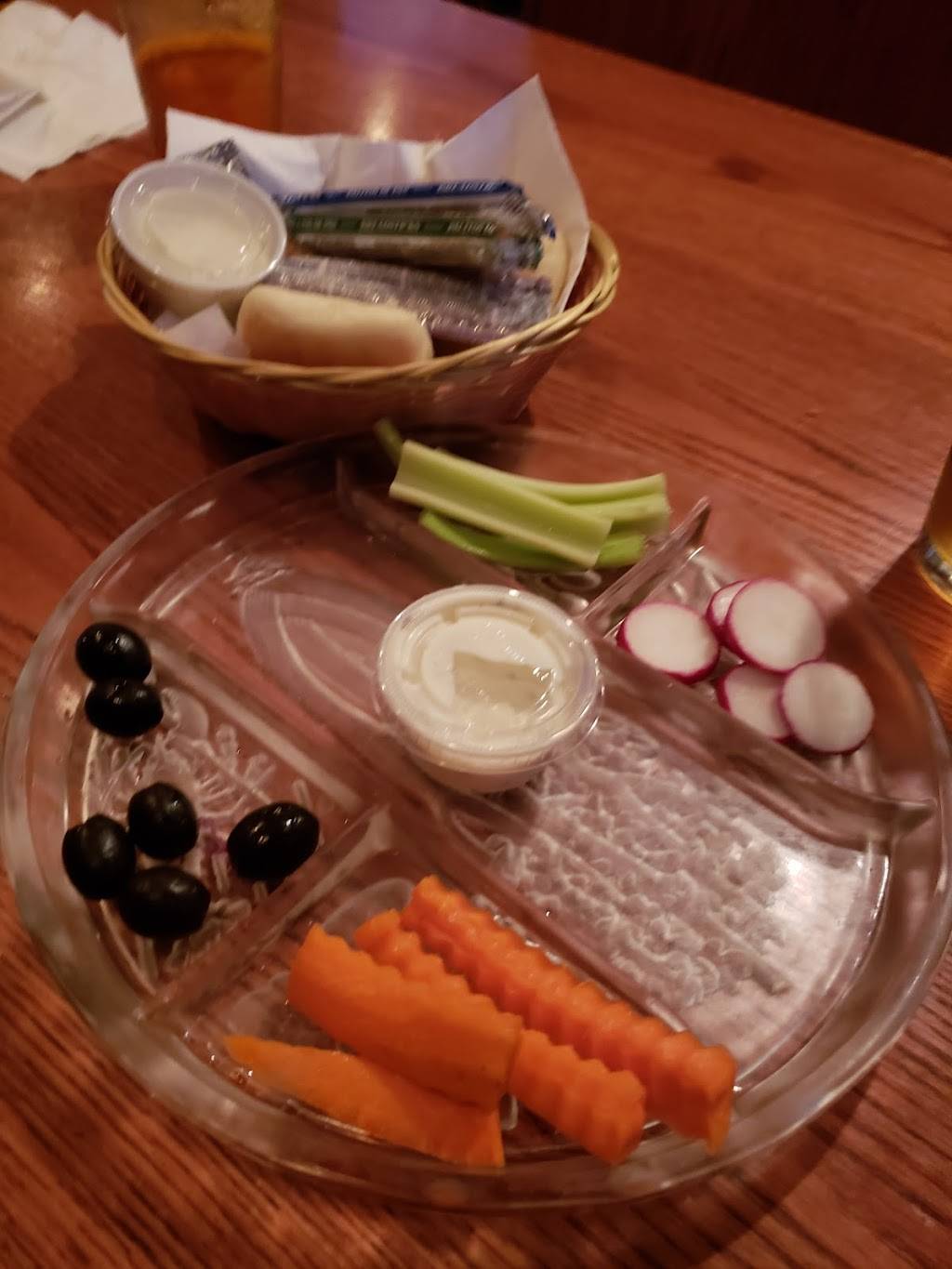 Great Outdoors Supper Club | restaurant | 8906 Forest View Rd, Kewaskum, WI 53040, USA | 2623347977 OR +1 262-334-7977