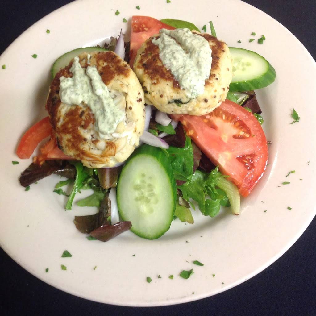 Pepperoncini Restaurant & Bar | restaurant | 72 Poplar St, Conshohocken, PA 19428, USA | 6109417783 OR +1 610-941-7783