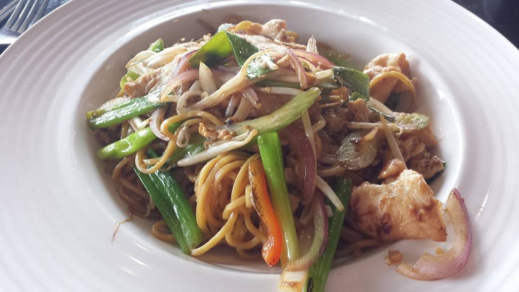 Miso Asian Grill & Sushi Bar | restaurant | 1305 Jefferson Davis Hwy, Fredericksburg, VA 22401, USA | 5403716999 OR +1 540-371-6999