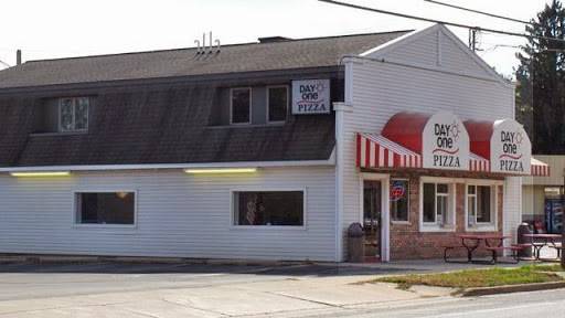 Day One Pizza | meal delivery | 749 Park Ave, Columbus, WI 53925, USA | 9206232300 OR +1 920-623-2300