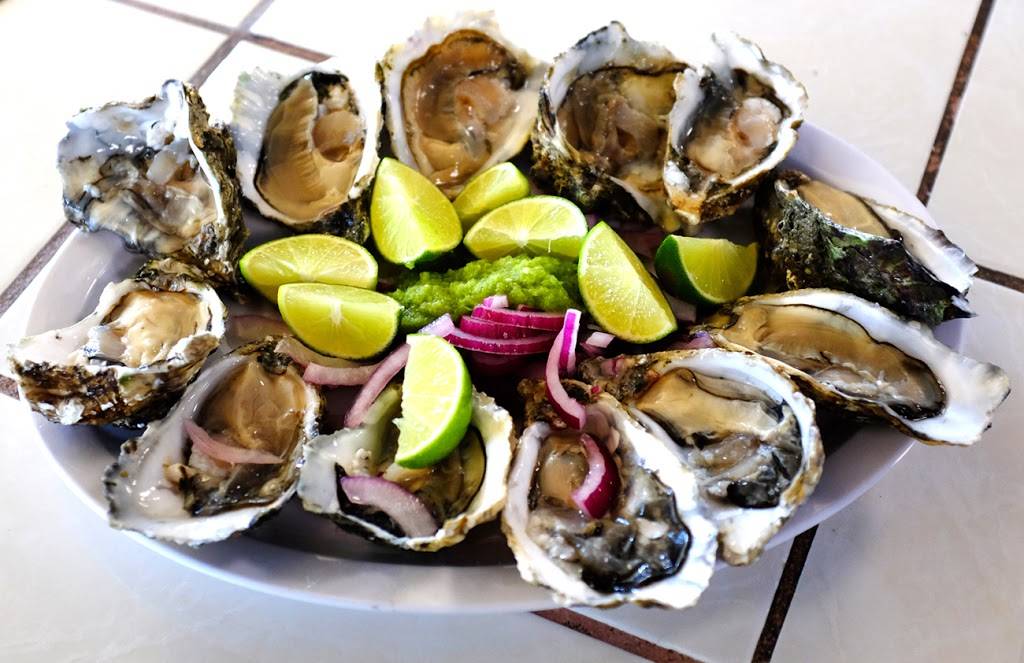 Mariscos Camarena | restaurant | 2055 Glenoaks Blvd, San Fernando, CA 91340, USA | 8186984237 OR +1 818-698-4237