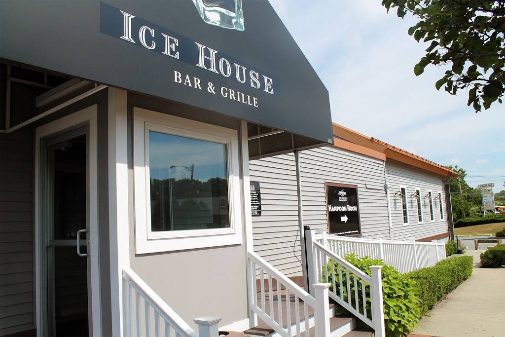 Ice House Bar & Grill | restaurant | 136 Huttleston Ave, Fairhaven, MA 02719, USA | 5089922337 OR +1 508-992-2337