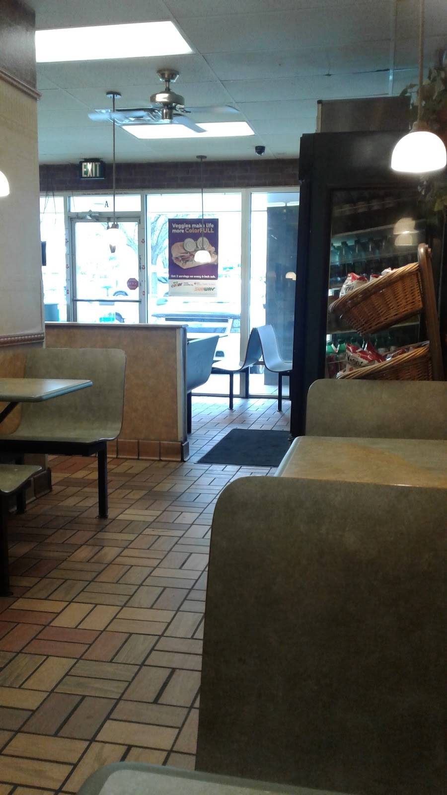 Subway | meal takeaway | 555 US-287 Unit D, Broomfield, CO 80020, USA | 3034655969 OR +1 303-465-5969