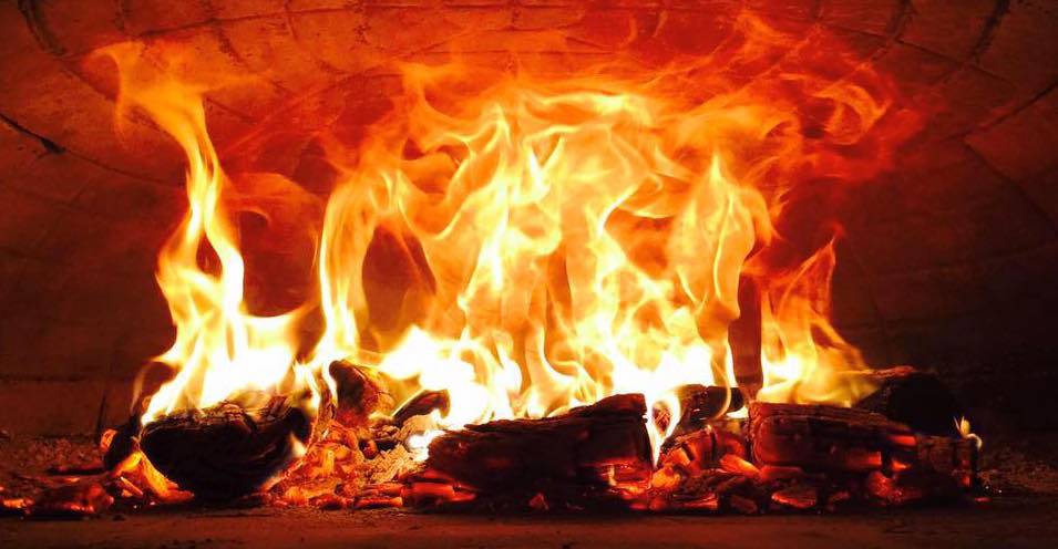 Kindles Wood Fired Pizzeria | restaurant | 10 Boston Post Rd E, Marlborough, MA 01752, Marlborough, MA 01752, USA | 5082569959 OR +1 508-256-9959