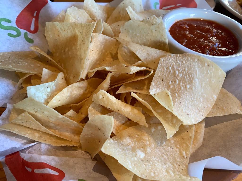 Chilis Grill & Bar | restaurant | 4211 Waialae Ave, Honolulu, HI 96816, USA | 8087385773 OR +1 808-738-5773