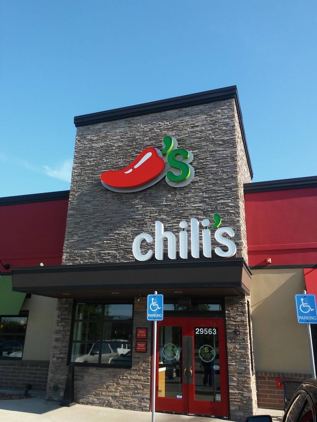 Chilis Grill & Bar | meal takeaway | 29563 Plymouth Rd, Livonia, MI 48150, USA | 7345139477 OR +1 734-513-9477