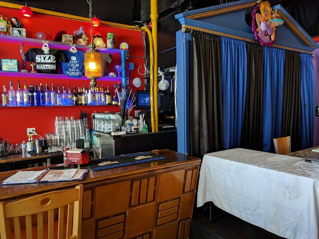 Hamburger Marys Milwaukee | restaurant | 730-734 S 5th St, Milwaukee, WI 53204, USA | 4144882555 OR +1 414-488-2555