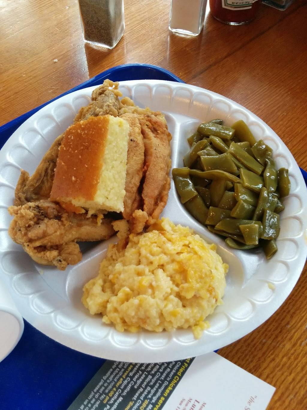 Monells Cafe | cafe | 2826 Bransford Ave, Nashville, TN 37204, USA | 6152982254 OR +1 615-298-2254