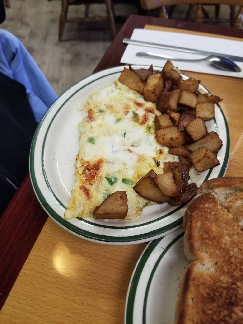 Allenstown Country Diner | restaurant | 85 Allenstown Rd, Suncook, NH 03275, USA | 6032102191 OR +1 603-210-2191