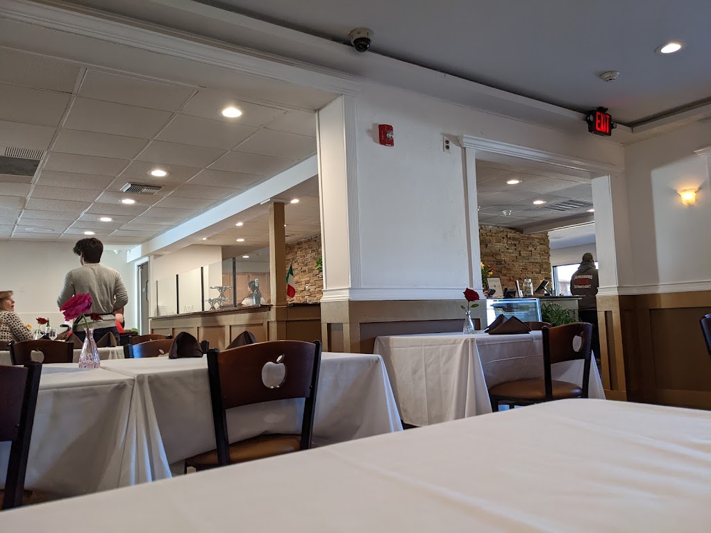 Medusa Italian Cuisine & Pizza | meal takeaway | 306 Gatzmer Ave, Jamesburg, NJ 08831, USA | 7325612554 OR +1 732-561-2554