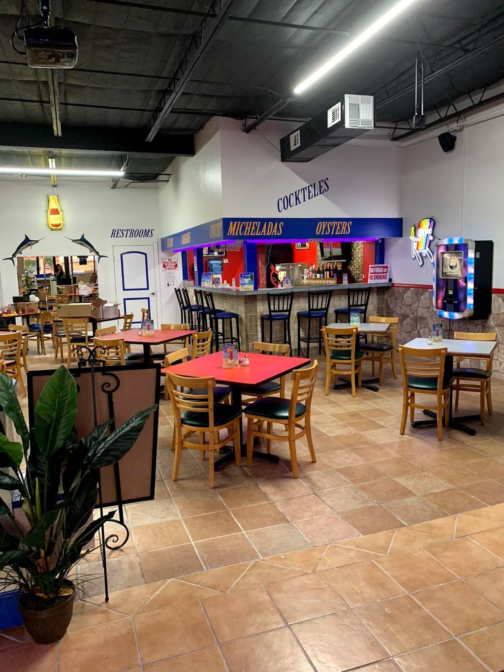 Cancun Seafood & Oyster Bar | restaurant | 17020 Beaver Springs Dr suite 1, Houston, TX 77090, USA | 8326025444 OR +1 832-602-5444