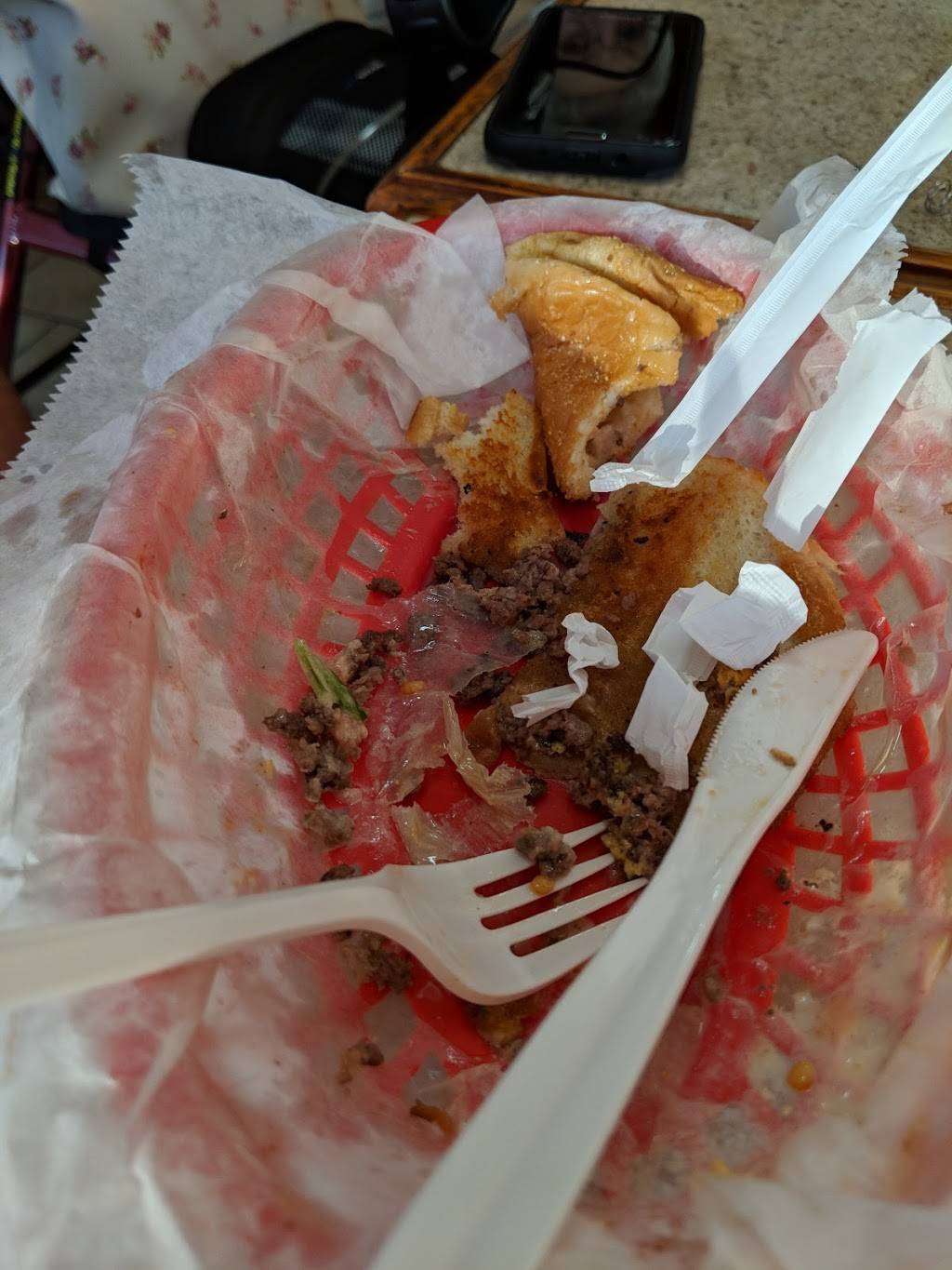 Christophers Corner | restaurant | 326 S 1st St, Pacific, MO 63069, USA | 6362577700 OR +1 636-257-7700