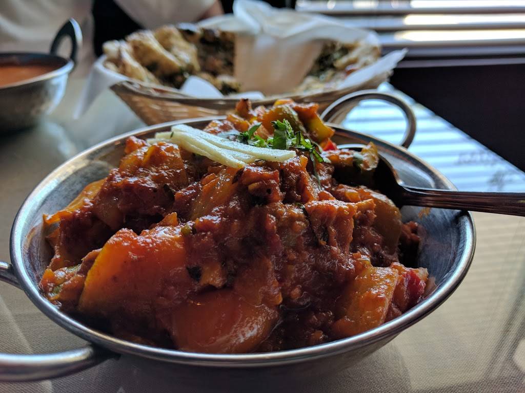 Aago Indian/ Nepalese Restaurant & Bar | restaurant | 12368 Warwick Blvd A107, Newport News, VA 23606, USA | 7578733529 OR +1 757-873-3529