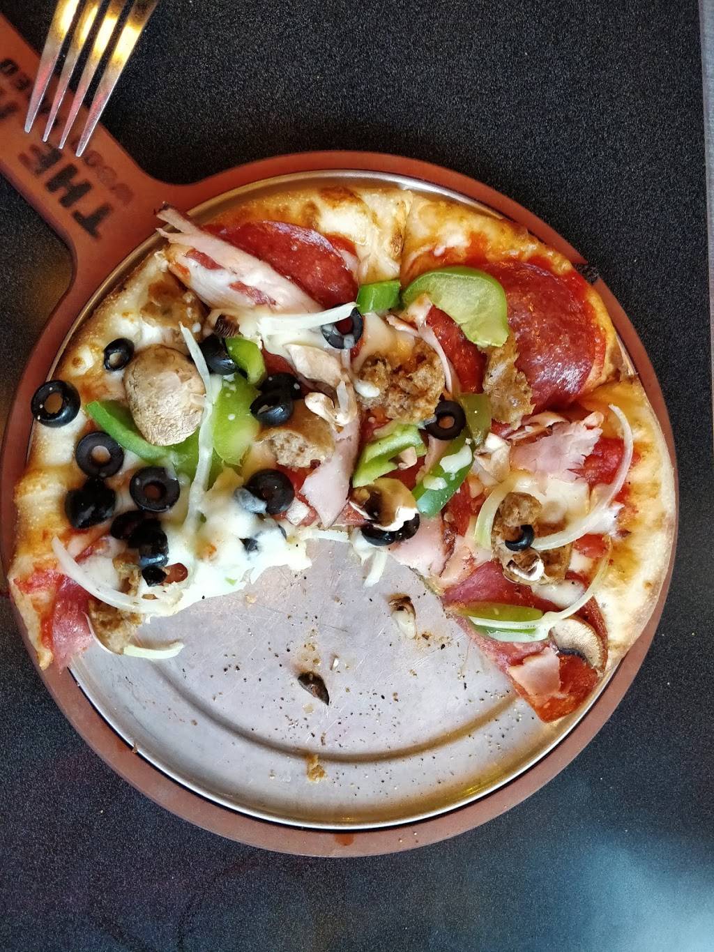 The Rock Wood Fired Pizza | restaurant | 2295 NW, NE Allie Ave, Hillsboro, OR 97124, USA | 5037475804 OR +1 503-747-5804