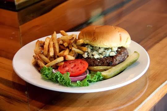 Vickerys Bar & Grill - Glenwood Park | restaurant | 933 Garrett St #101, Atlanta, GA 30316, USA | 4046278818 OR +1 404-627-8818