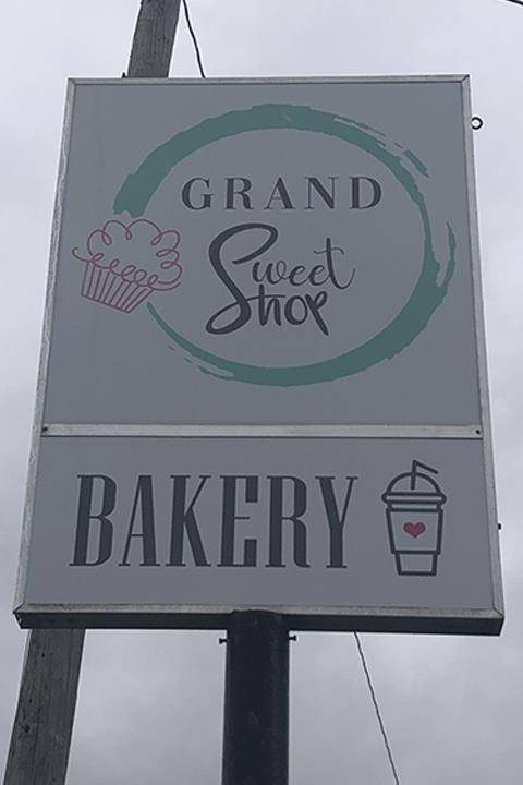 Grand Sweet Shop | bakery | 953 N Main St, Bluffton, IN 46714, USA | 2603071092 OR +1 260-307-1092
