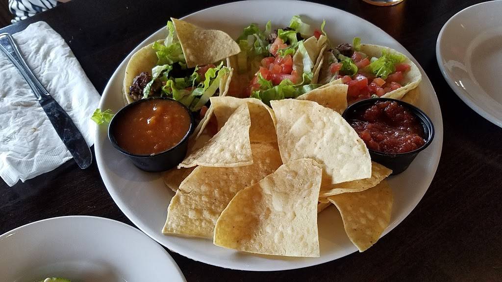 3 Corners Grill & Tap | restaurant | 7231 Lemont Rd, Downers Grove, IL 60516, USA | 6305416700 OR +1 630-541-6700