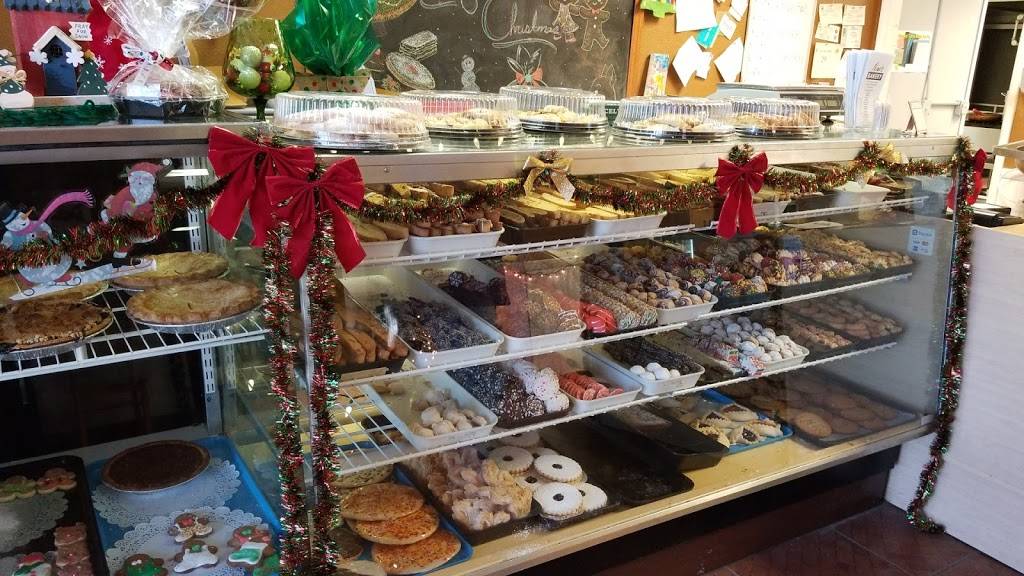 Ninos Bakery & Restaurant | bakery | 3078 Cooper St, Punta Gorda, FL 33950, USA | 9418338912 OR +1 941-833-8912