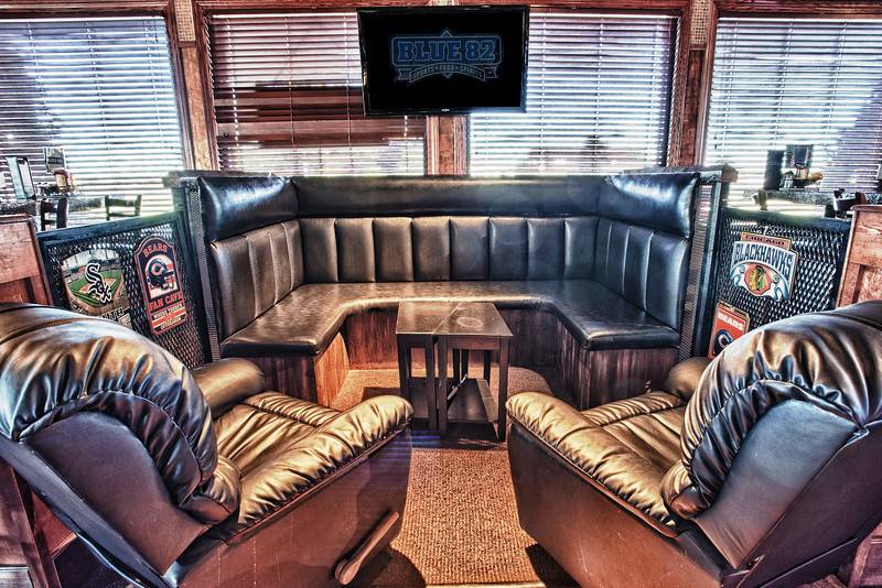 Michels Sports Eatery | restaurant | 8209 Wicker Ave, St John, IN 46373, USA | 2193651525 OR +1 219-365-1525