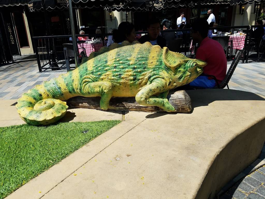 Veggie Grill | restaurant | Santana Row, 3055 Olin Ave #1030, San Jose, CA 95128, USA | 4082966473 OR +1 408-296-6473