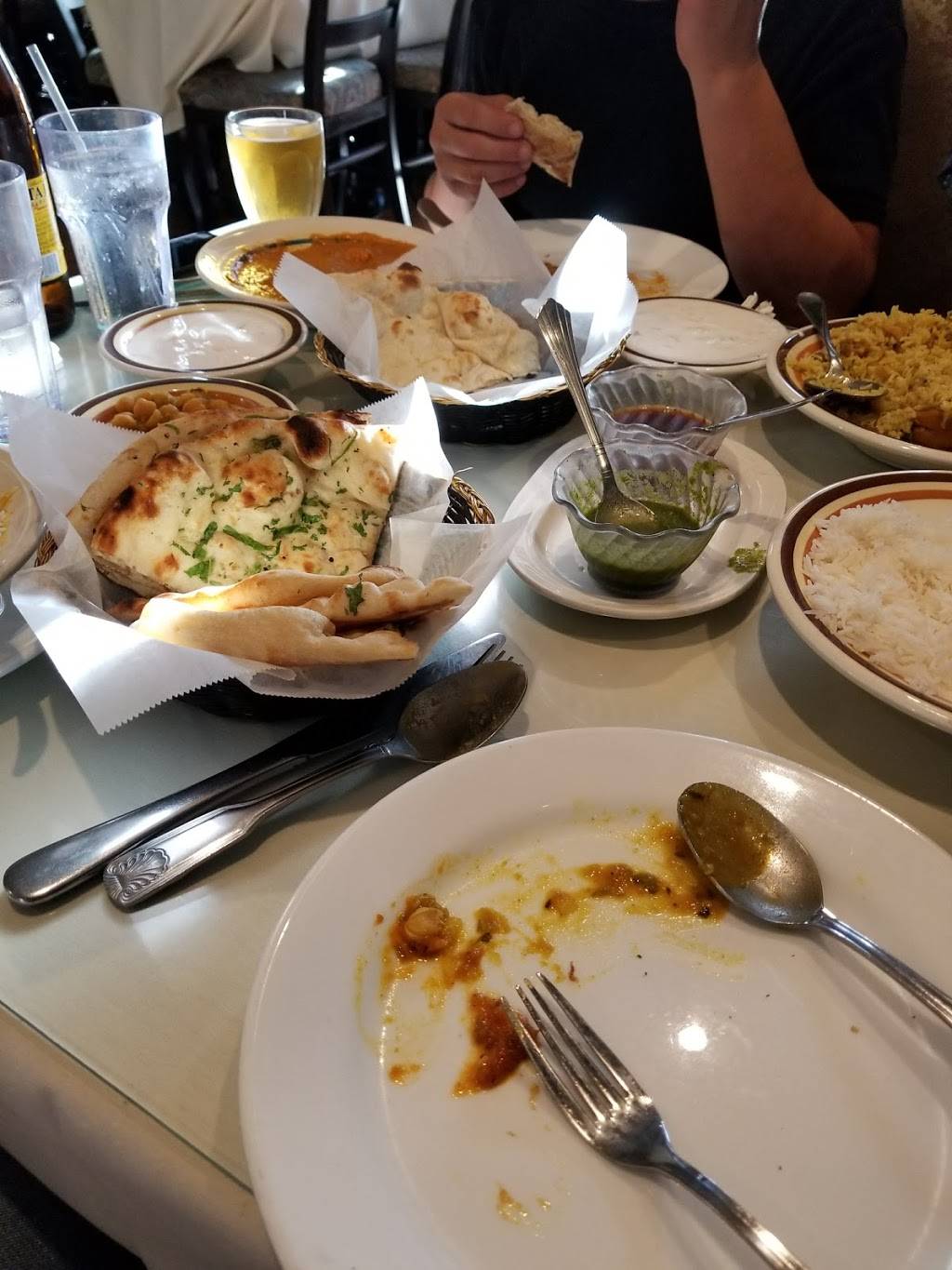 Brahma Bull North & South Indian Cuisine | restaurant | 3050 W Shaw Ave #108, Fresno, CA 93711, USA | 5597576125 OR +1 559-757-6125