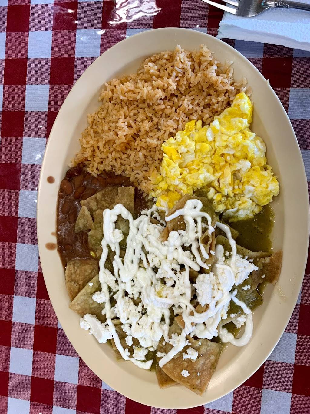 Lupita Restaurante | restaurant | Huntington Park, CA 90001, USA | 3235840656 OR +1 323-584-0656