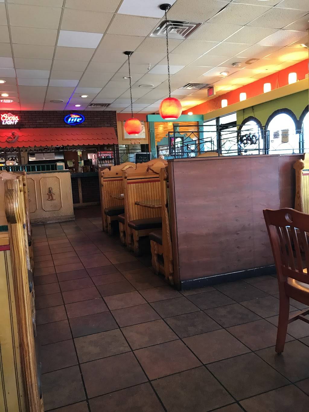 La Siesta Mexican Restaurant | restaurant | 1608 NW Broad St, Murfreesboro, TN 37129, USA | 6158904606 OR +1 615-890-4606