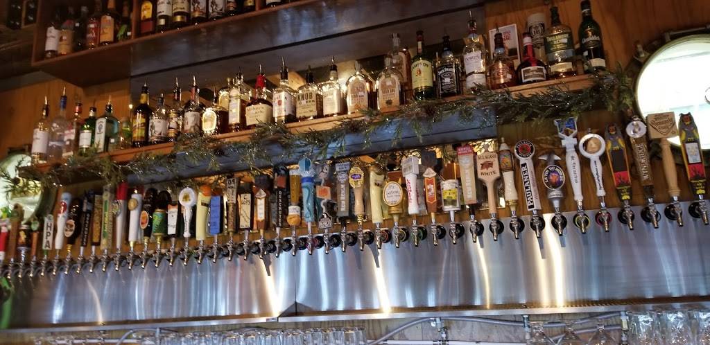 Warriors Taphouse | restaurant | 1630 General Booth Blvd Suite 100, Virginia Beach, VA 23454, USA | 7576891747 OR +1 757-689-1747