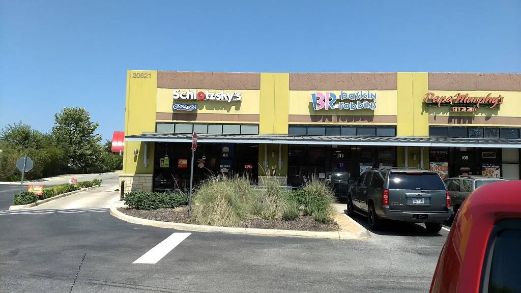 Schlotzskys | bakery | 20821 US-281, San Antonio, TX 78258, USA | 2104908222 OR +1 210-490-8222