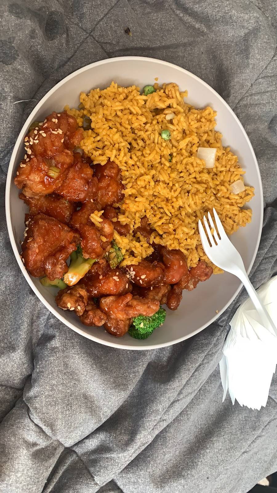 Hop Shing | restaurant | 2566 Shallowford Rd, Atlanta, GA 30345, USA | 4043299636 OR +1 404-329-9636