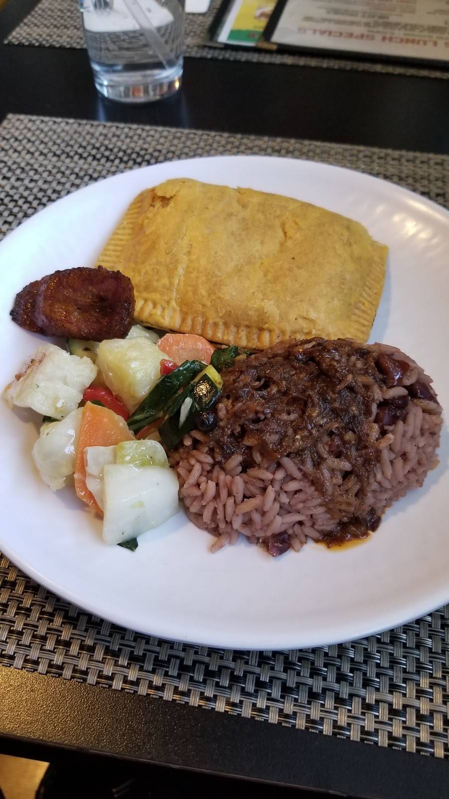 Sattdown Jamaican Grill | restaurant | 11320 Ventura Blvd, Studio City, CA 91604, USA | 8187663696 OR +1 818-766-3696