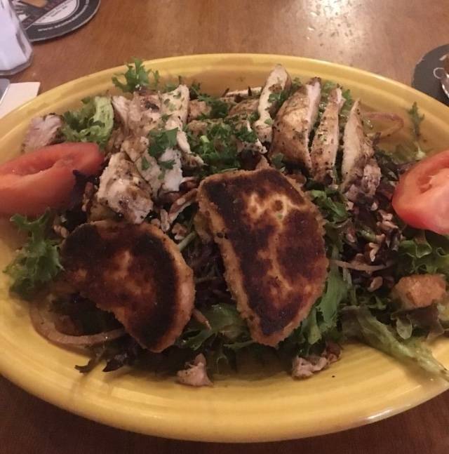 Hilltop Ale House | restaurant | 2129 Queen Anne Ave N, Seattle, WA 98109, USA | 2062853877 OR +1 206-285-3877