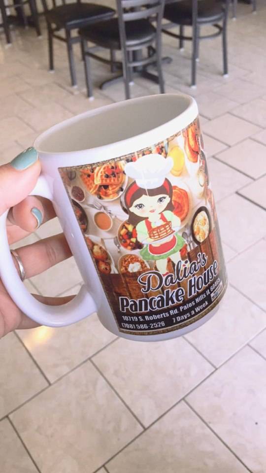 Dalias Pancake House | restaurant | 10719 S Roberts Rd, Palos Hills, IL 60465, USA | 7085862526 OR +1 708-586-2526