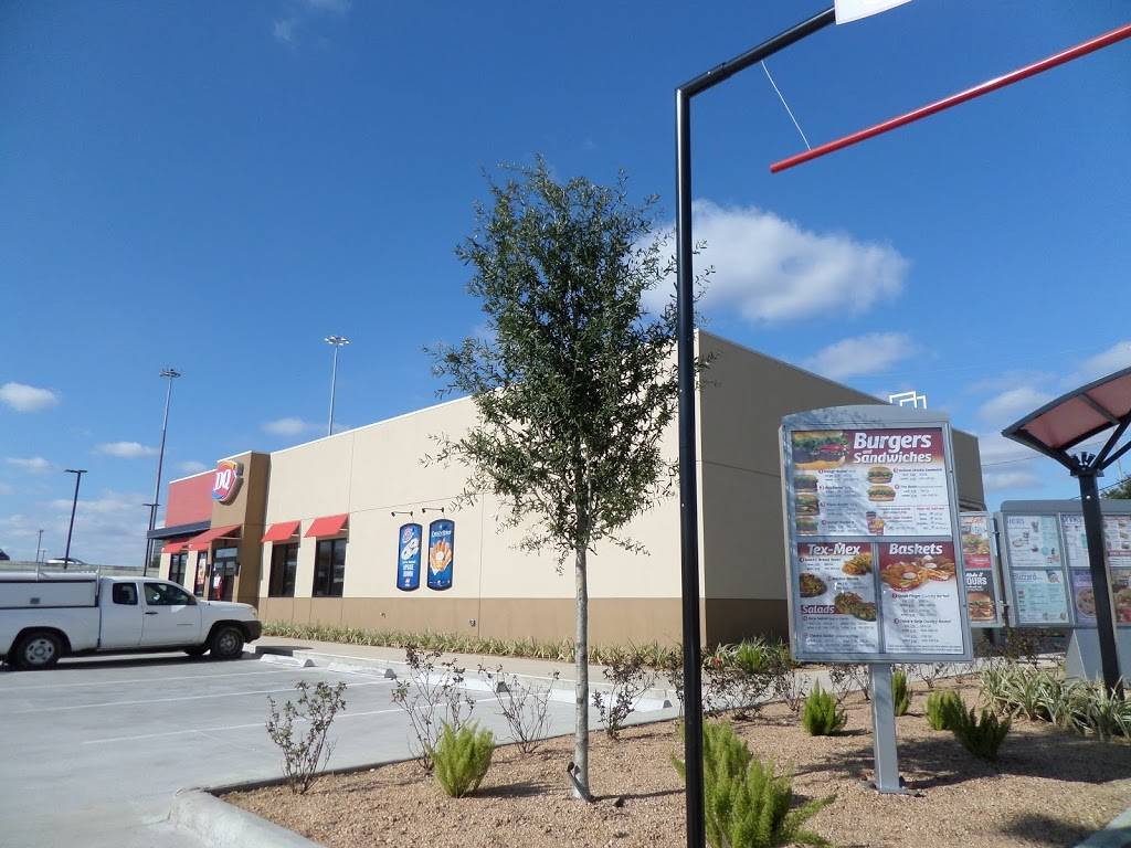 Dairy Queen Grill & Chill | restaurant | 7161 Southwest Fwy, Houston, TX 77074, USA | 2819369286 OR +1 281-936-9286