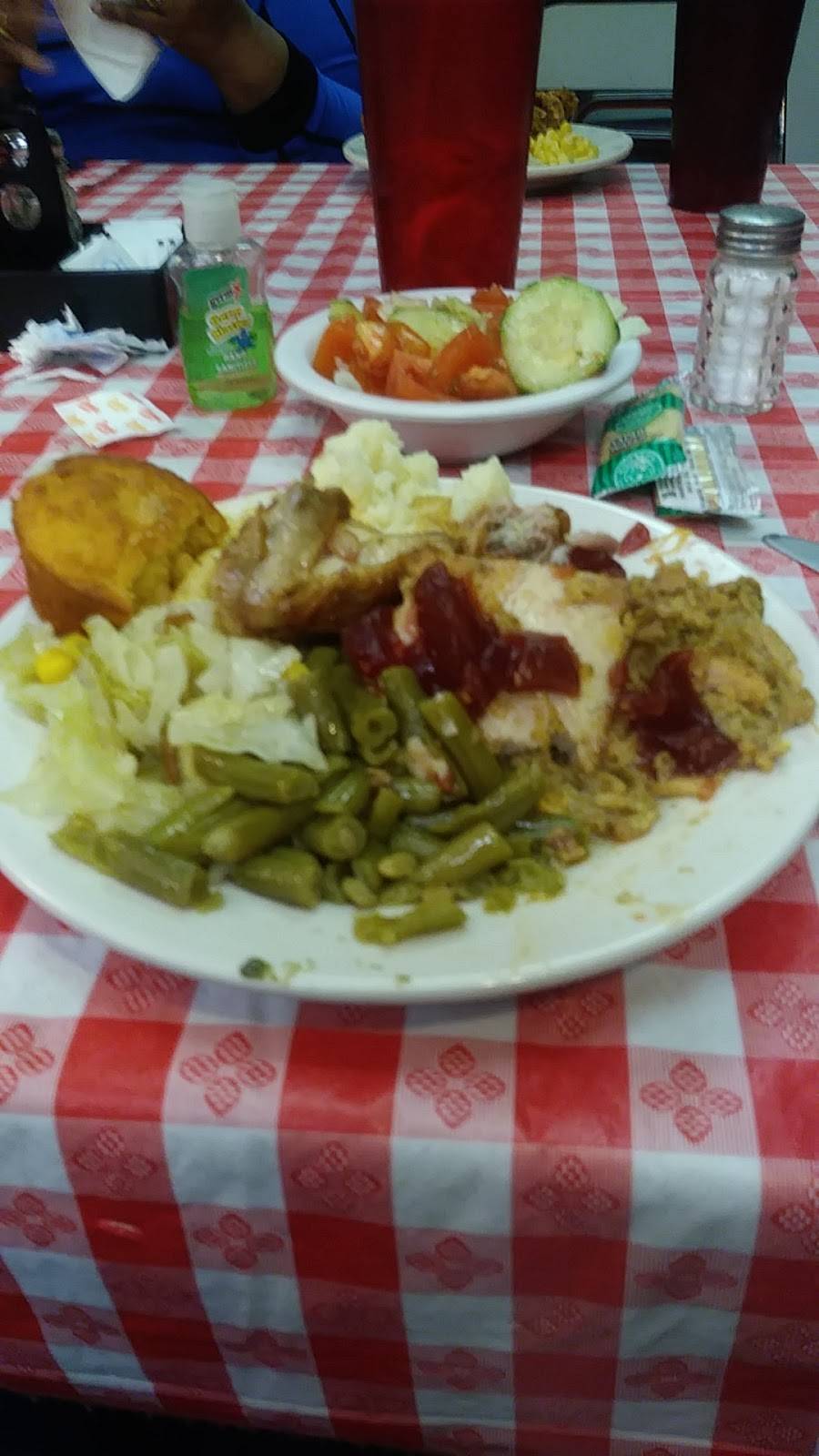 Sweet Sues Restaurant | restaurant | 3350 S SW Loop 323, Tyler, TX 75701, USA | 9035815464 OR +1 903-581-5464