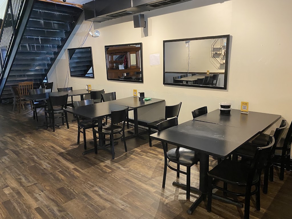 Food House | restaurant | 31 W High St, Oxford, OH 45056, USA | 5136522355 OR +1 513-652-2355