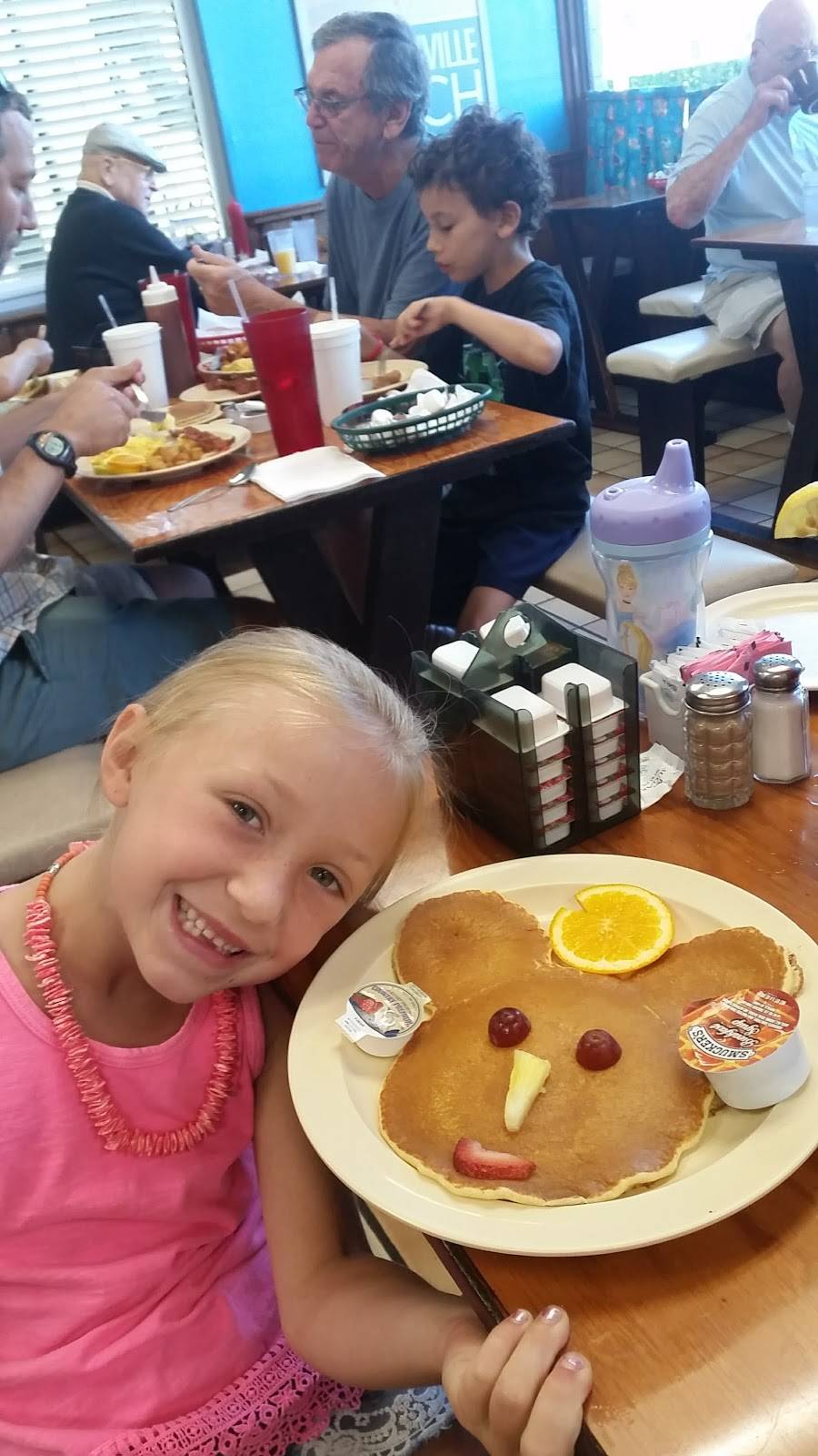 Beach Hut Cafe | cafe | 1281 3rd St S, Jacksonville Beach, FL 32250, USA | 9042493516 OR +1 904-249-3516