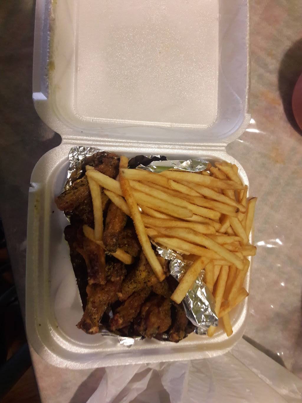 D C Wings & BBQ | restaurant | 3083 Martin Luther King Junior Drive Northwest, Atlanta, GA 30311, USA | 4046918383 OR +1 404-691-8383