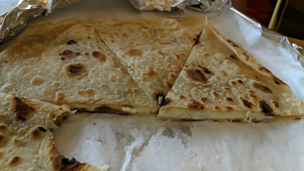 La Mesa Tortillas | restaurant | 3684 W Orange Grove Rd, Tucson, AZ 85741, USA | 5202972640 OR +1 520-297-2640