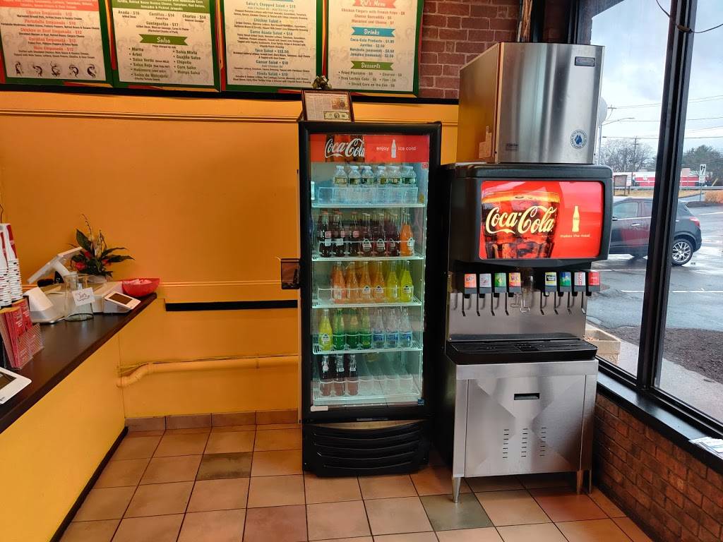 Salsas 4 Taqueria | restaurant | 2434 Berlin Turnpike #3, Newington, CT 06111, USA | 8609999065 OR +1 860-999-9065