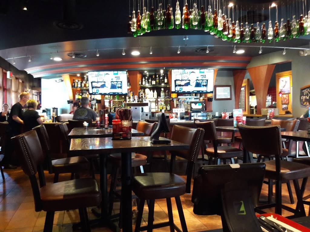 Red Robin Gourmet Burgers and Brews | restaurant | 36565 Euclid Ave, Willoughby, OH 44094, USA | 4406029766 OR +1 440-602-9766