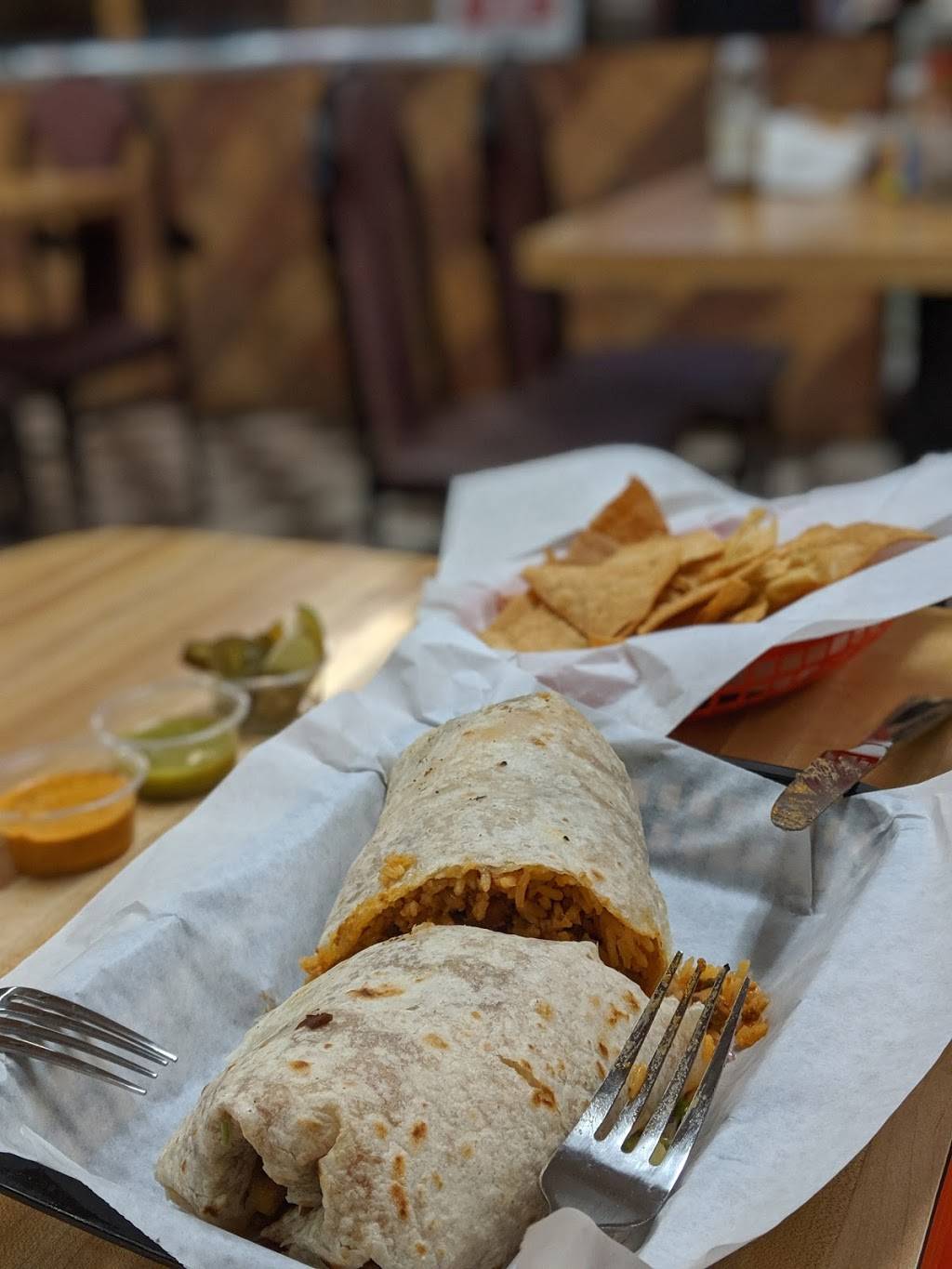 Just Vegana | restaurant | 180 E 6th St, Pomona, CA 91766, USA | 9096206000 OR +1 909-620-6000